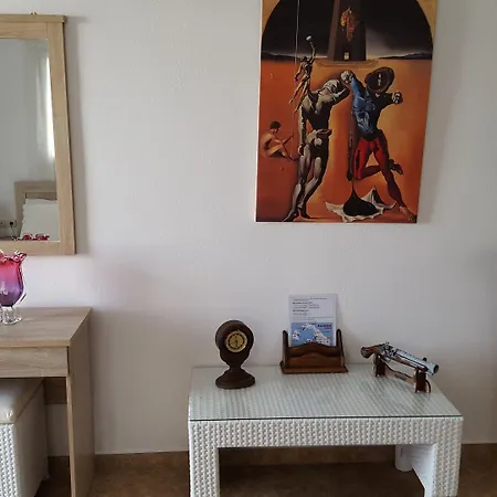 Hotel Pleasure Beachside 3*