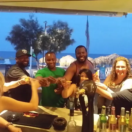 Hotel Pleasure Beachside Perissa (Santorini)