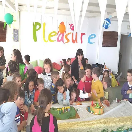 Pleasure Beachside Περίσσα