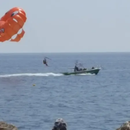 Ξενοδοχείο Pleasure Beachside Περίσσα