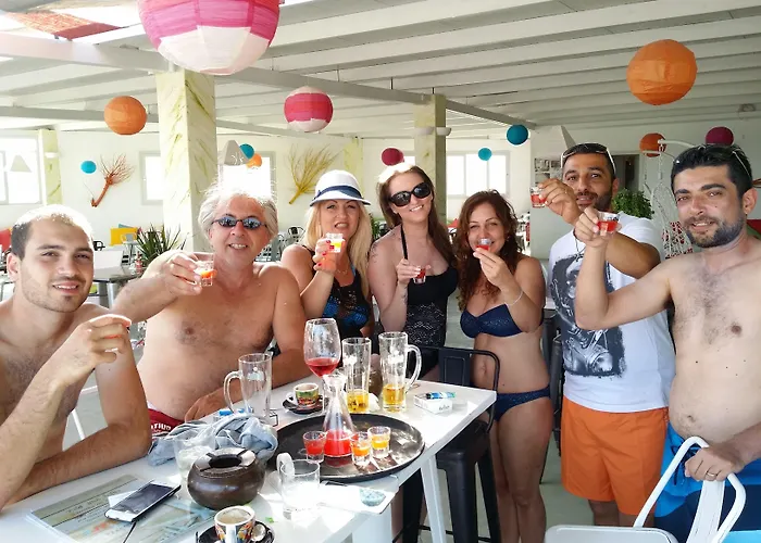 Pleasure Beachside Períssa