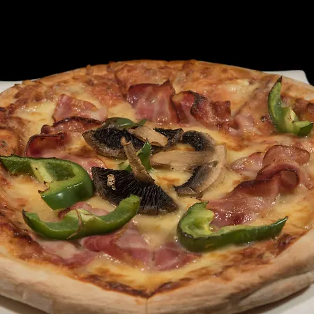 מלון Pleasure Beachside 3*