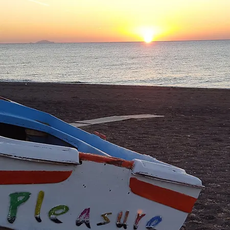 Pleasure Beachside 3* 佩里萨