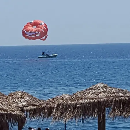 Pleasure Beachside 酒店 佩里萨