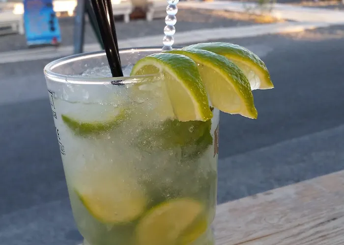 Pleasure Beachside 3* Perissa (Santorini)