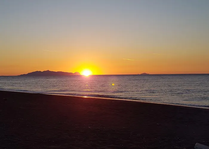 Pleasure Beachside Hotel 3*