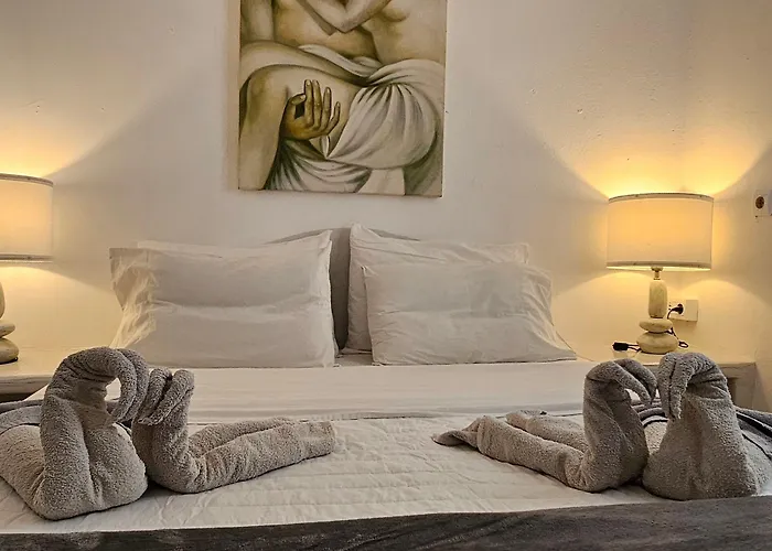 Pleasure Beachside Hotel Perissa (Santorini)