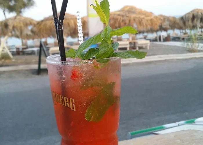 Pleasure Beachside Hotel Perissa (Santorini)